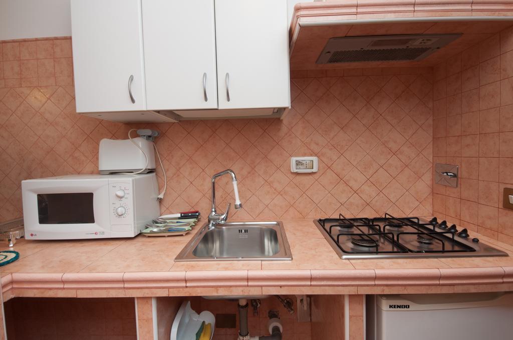 Suites Oliveri Viale Marconi Rome Bagian luar foto